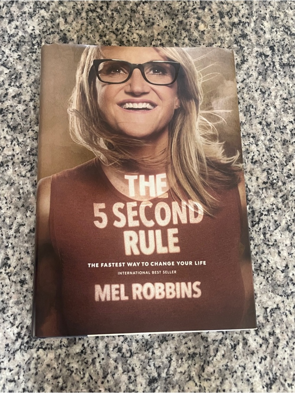The 5 Second Rule by Mel Robbins - Brown Cover